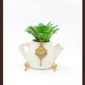 Double diamond Chain pendant with Earrings.